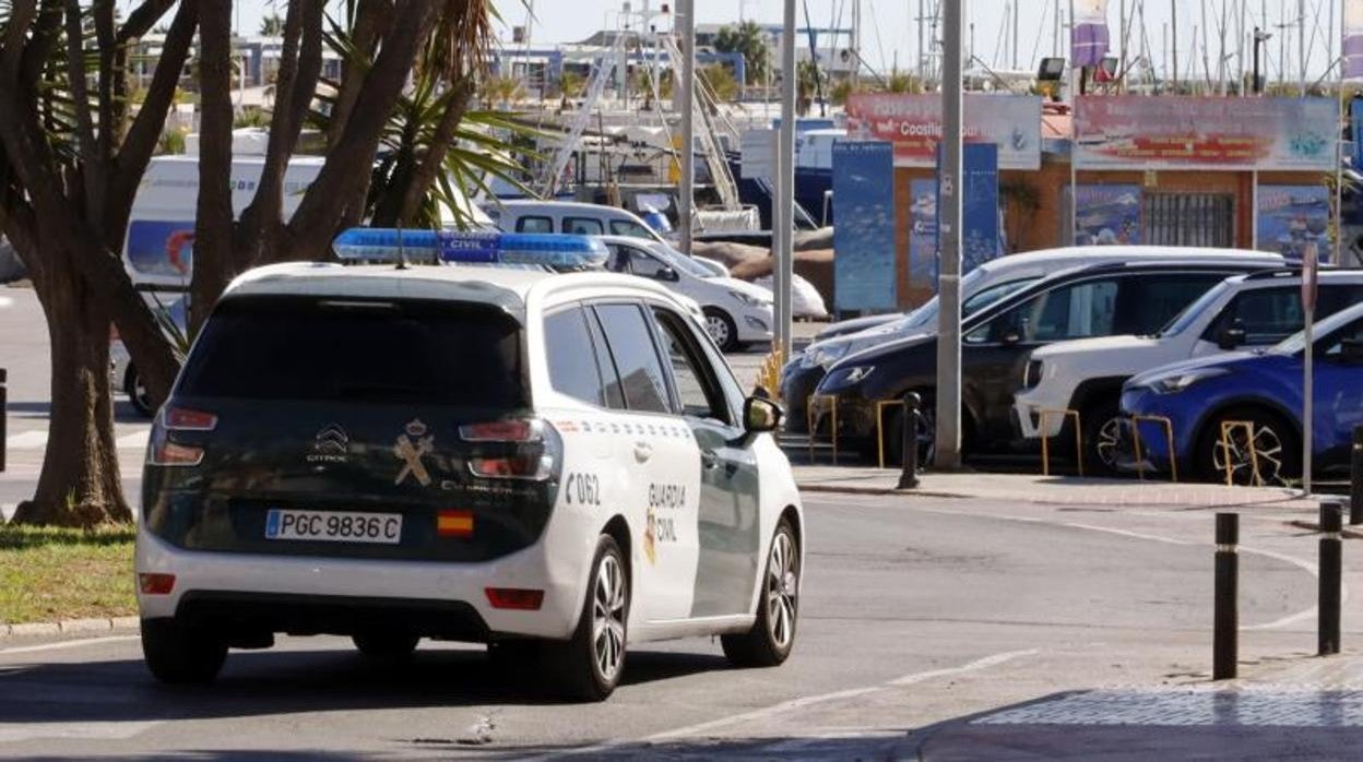 Imagen de una patrulla de la Guardia Civil