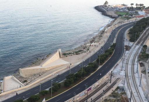 Paseo junto a la antigua Cantera, el modelo que se extenderá por 21 kilómetros por la costa