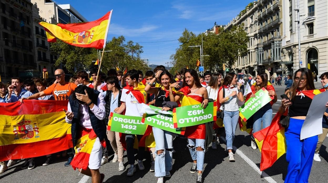 Un aspecto de la manifestación de este mediodía en Barcelona