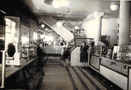 El interior de la Mallorquina en sus inicios