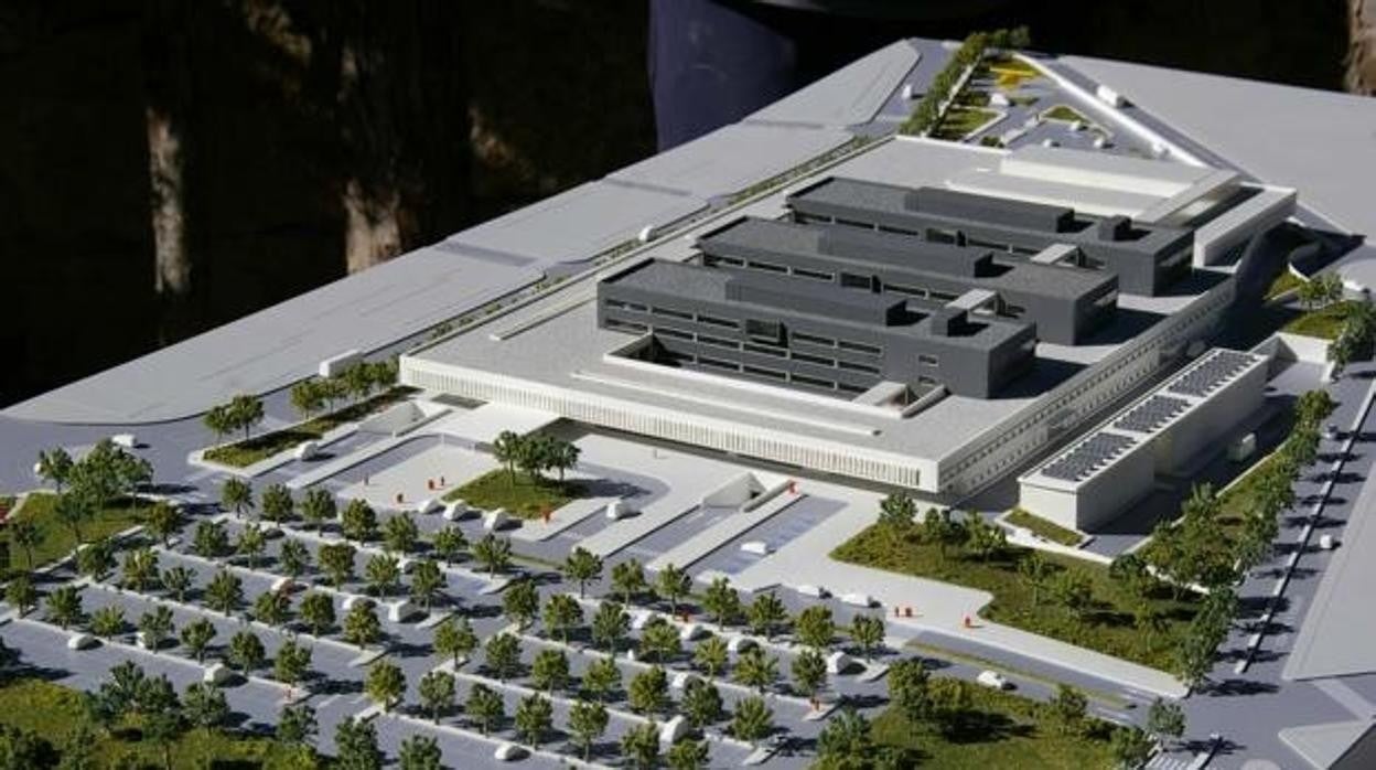 El nuevo hospital de Puertollano aumentará el número de servicios y apostará por la formación