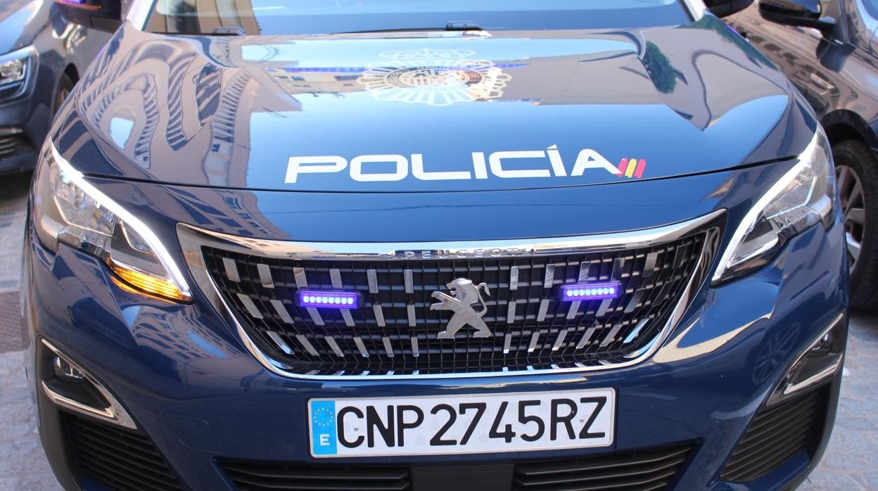 Imagen de recurso de un coche patrulla de la Policía Nacional