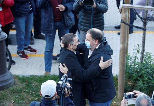 El presidente de EH Bildu, junto a su homólogo de ERC