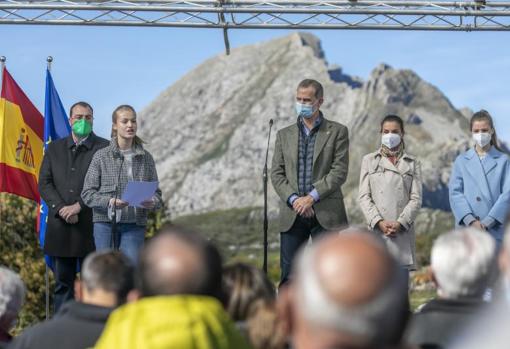 La Princesa de Asturias pronuncia su discurso ante los habitantes de Santa María de El Puerto