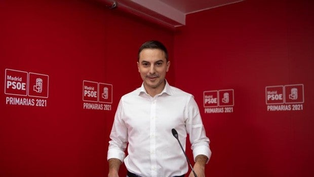 Juan Lobato arrasa y gana las primarias del PSOE-M con el 61,24% de los votos