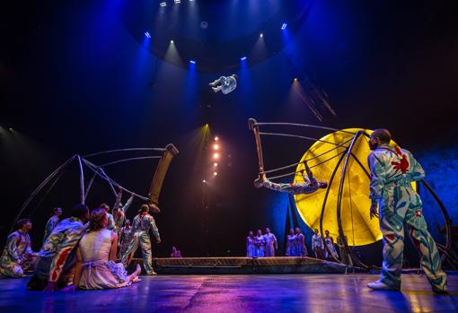 Las acrobacias forman parte de los atractivos de la compañía en sus montajes