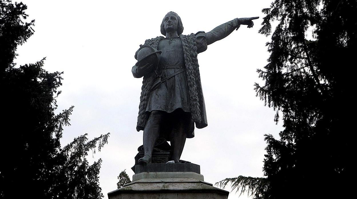 Estatua a Colón en Salamanca