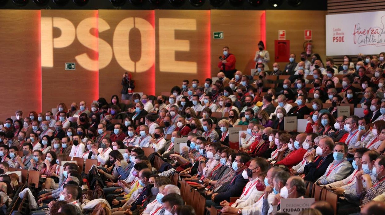 Plenario del Congreso Regional del PSOE de Castilla-La Mancha, al que asiste un millar de personas