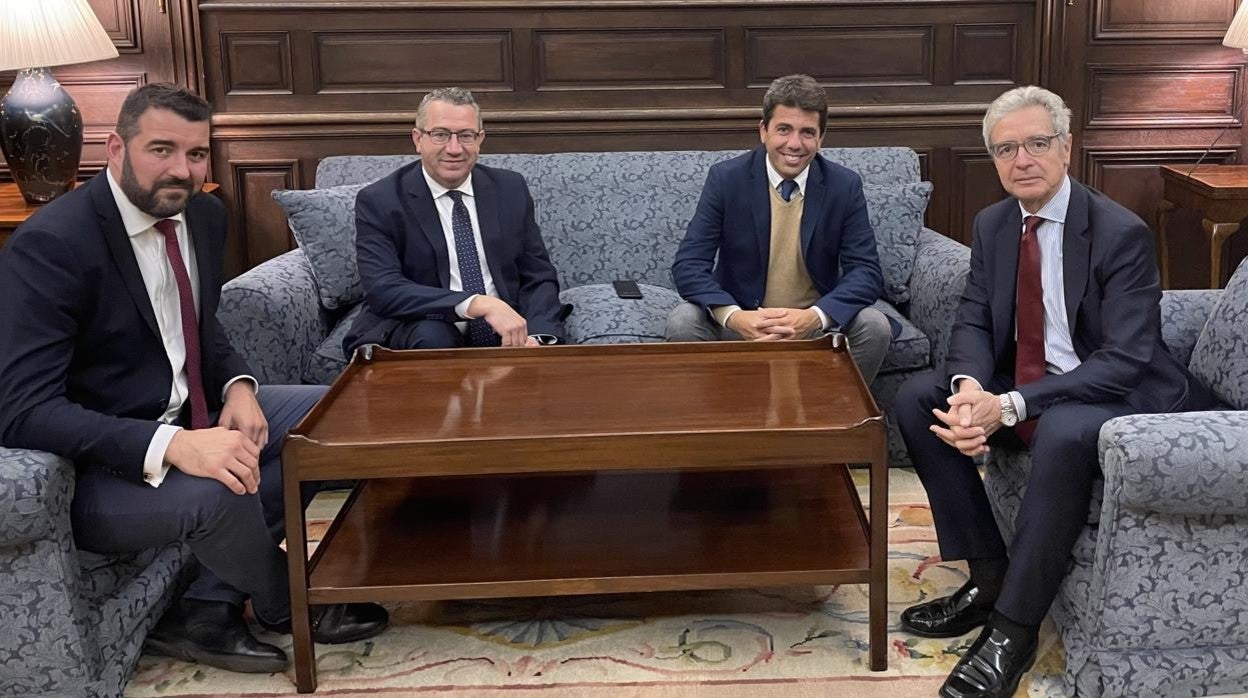 Reunión de Mazón, Pérez y Mancebo con el Embajador de España en Reino Unido