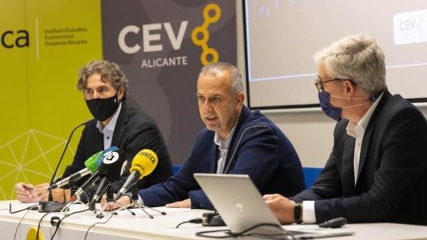 «Alicante existe»: los empresarios acusan al Gobierno de ignorar a la provincia en sus presupuestos como a Teruel