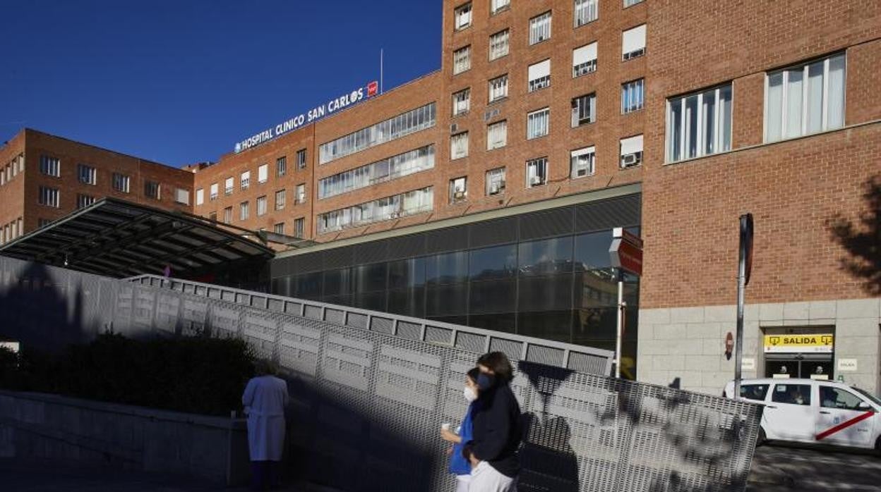 Hospital Clínico, uno de los centros públicos que sufre listas de espera