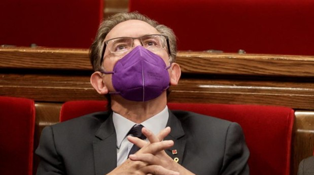 Jaume Giró, consejero de Economía y Hacienda, y Laura Borràs, presidenta del Parlamento de Cataluña, hoy