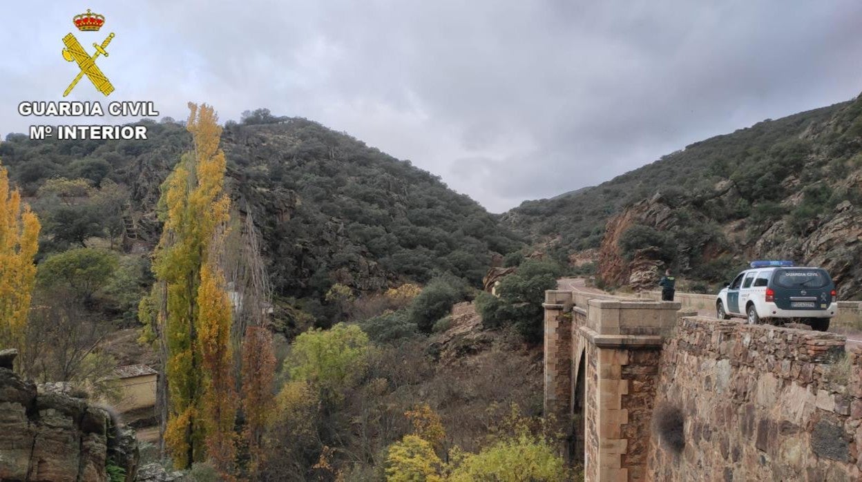 La Guardia Civil de Espinoso del Rey acudió a la zona de difícil acceso