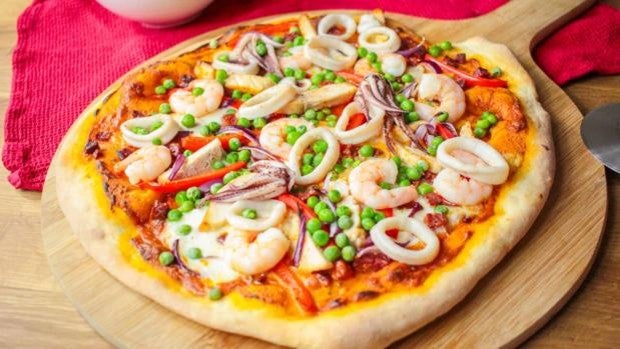 Pizza de paella en Nueva York: controversia internacional por las aberraciones del plato valenciano