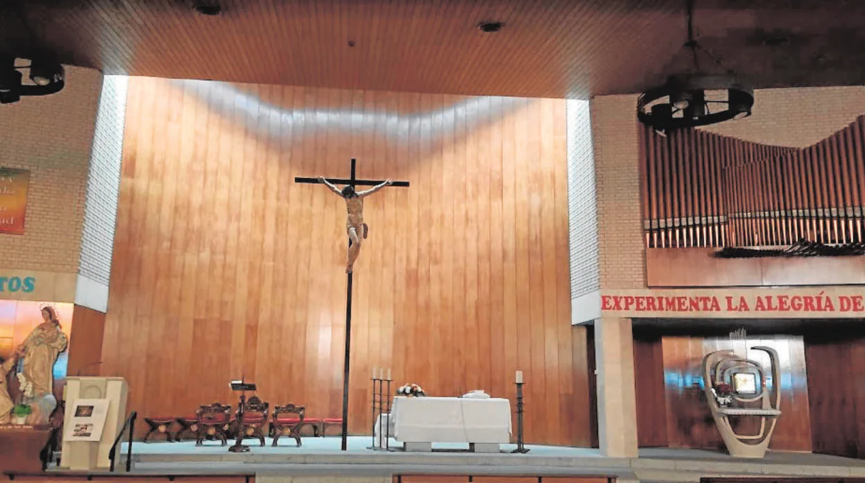 Imagen del altar de la parroquia de San Pedro Nolasco