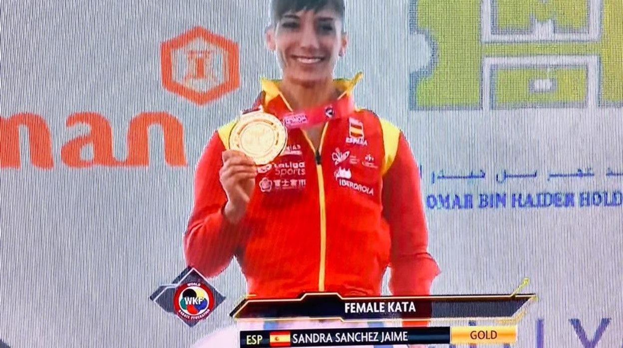 Sándra Sánchez, con su oro este sábado