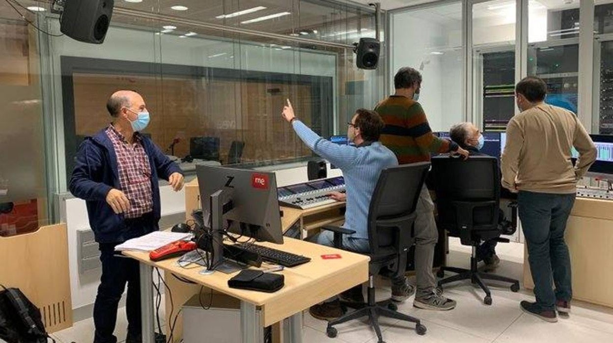 Primer día de los trabajadores en las nuevas instalaciones de la calle París