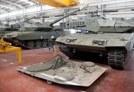 Carros de combate Leopard, en la base de Colmenar Viejo (Madrid)