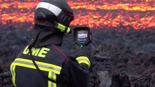 Brote de Covid en la UME que atiende la emergencia del volcán de La Palma