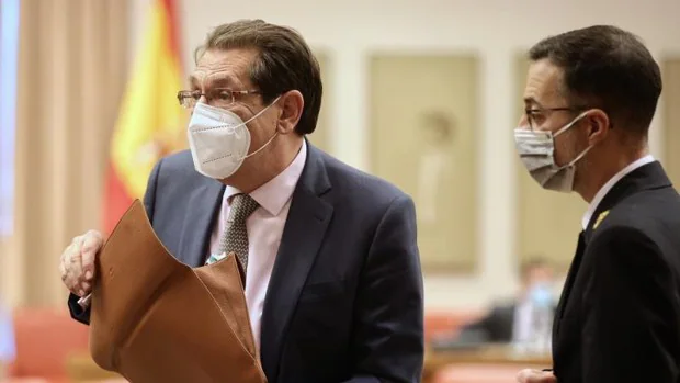 Puigdemont se suma a las recusaciones de Junqueras, Romeva y Bassa contra dos magistrados del TC