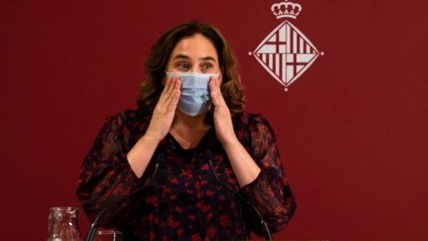 Colau disparó la contratación a dedo más de un 11.000% a la sombra de la pandemia