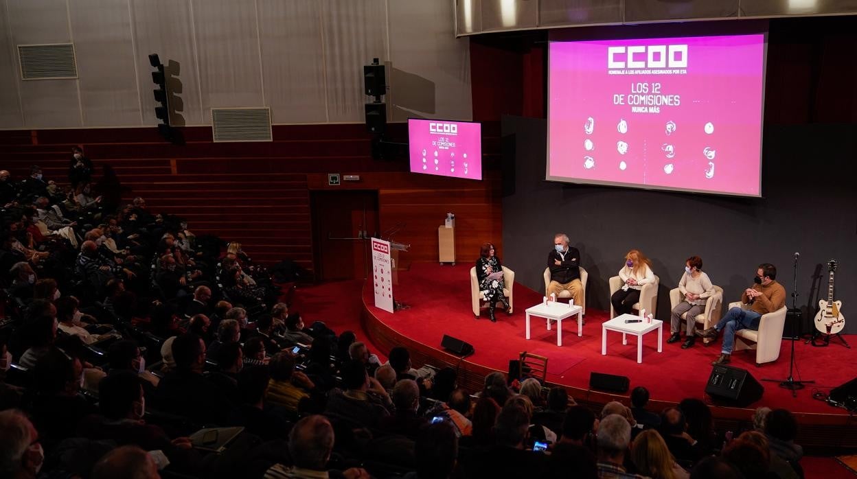 Acto de homenaje en Vitoria por los 12 miembros de CC.OO. asesinados por ETA