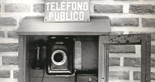 El primer teléfono instalado en Madrid, en 1928