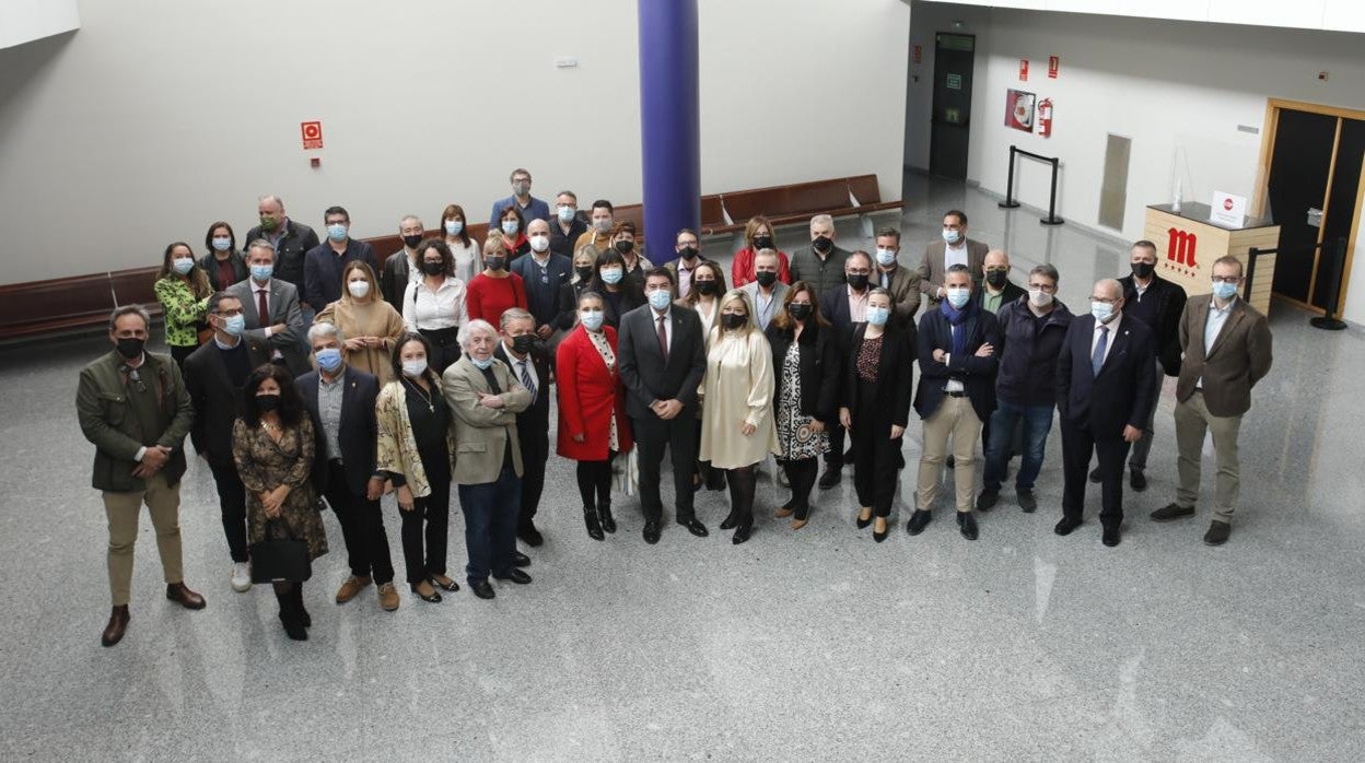 Visita del alcalde de Alicante Luis Barcala a Aphea