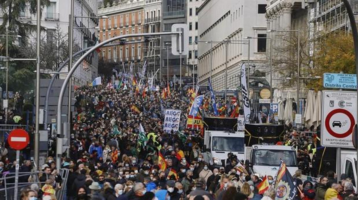 Manifestación de policías y guardias civiles del 27 de noviembre en Madrid