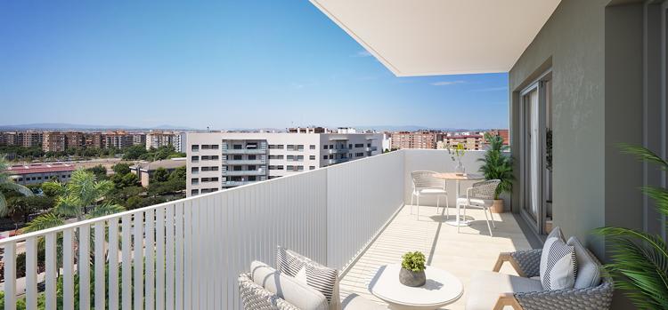 Terraza de una de las viviendas de la promoción Llobet de AEDAS Homes en Valencia capital