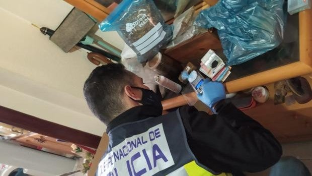 Detienen a cuatro personas dedicadas a la venta de droga al menudeo en la playa de Gandía