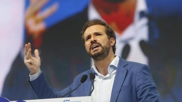 Casado advierte de que «no nos van a callar» y carga contra Calviño, «defraudadora fiscal» y «la más inepta»
