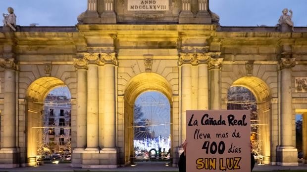 Sabotaje a las luces de Navidad de Madrid: cortan los cables en la Puerta de Alcalá, Colón y El Prado