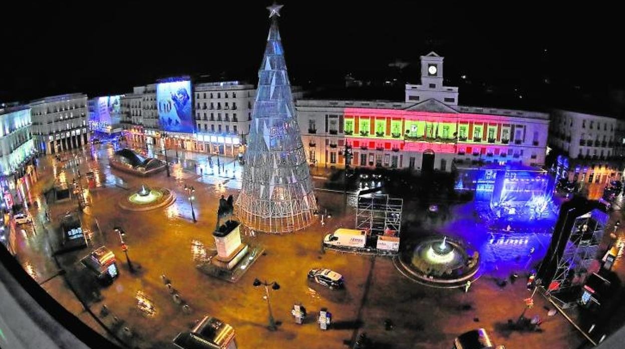 La Puerta del Sol, vacía, horas antes de las Campanadas de 2020