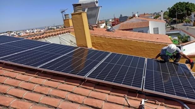 Convocadas unas ayudas de 31 millones de euros para autoconsumo energético en Castilla-La Mancha