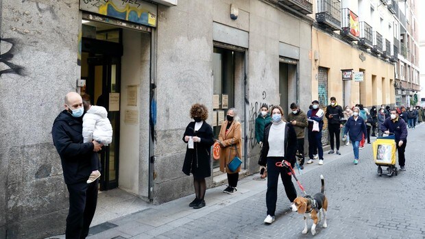 Récord de contagios Covid en Madrid: 11.221 casos, 9.518 en las últimas 24 horas, y 6 fallecidos