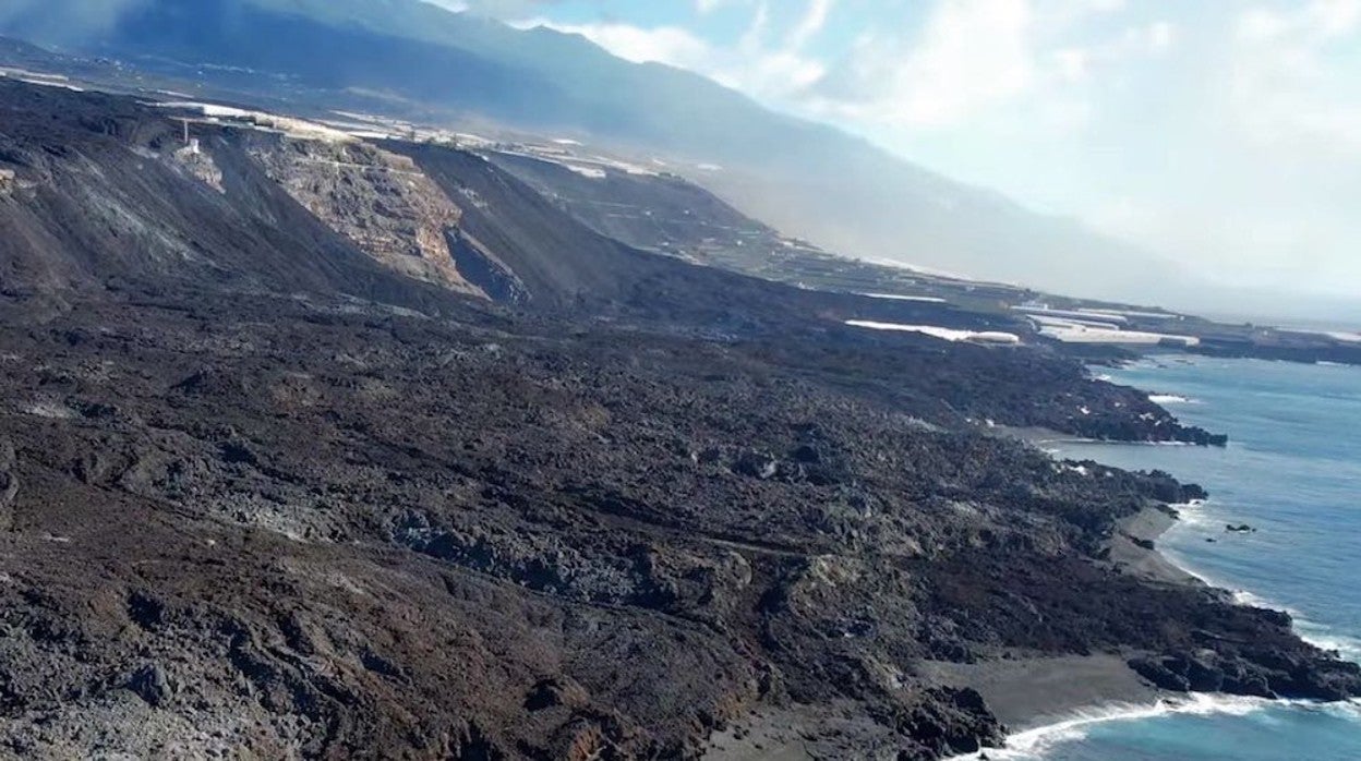 Varias playas se alinean en la nueva orografía de La Palma