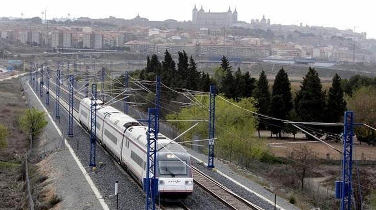 Muere un joven de 22 años arrollado por un AVE en Toledo a la altura de la hípica