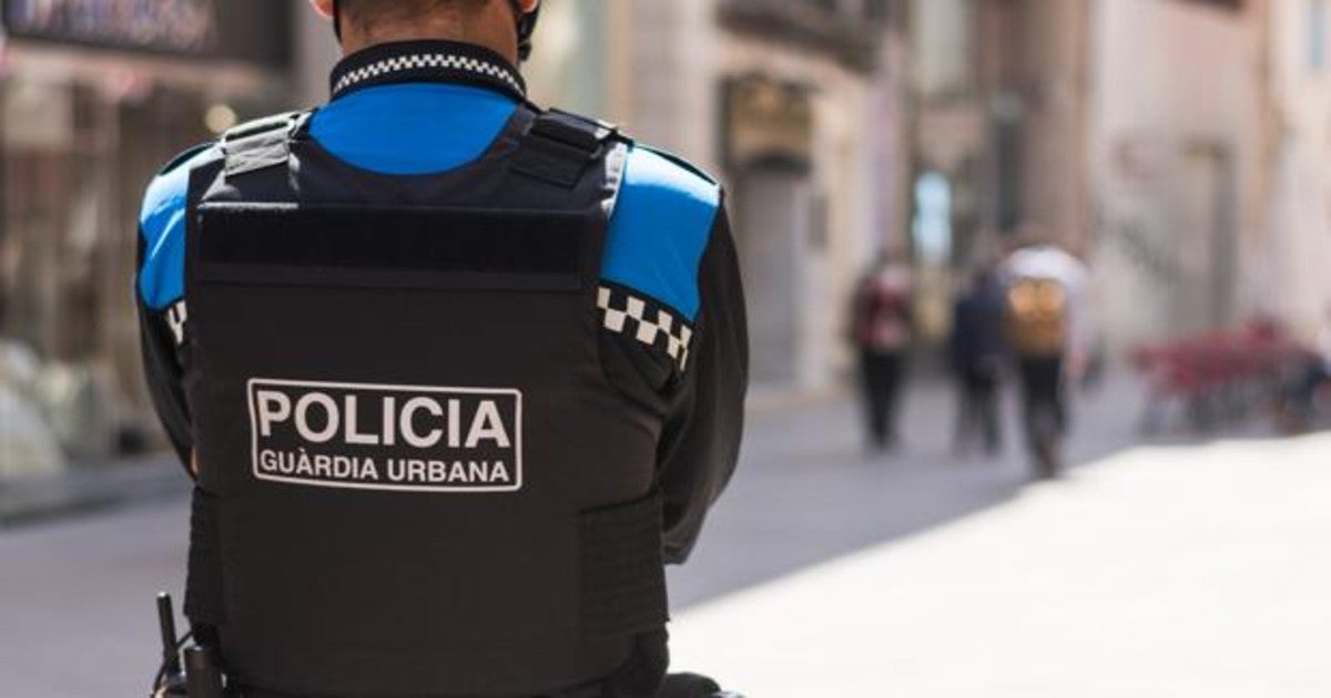 Muere un policía local en Lérida tras dispararse en la comisaría