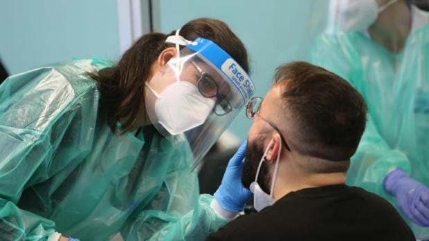 Coronavirus: Galicia pulveriza récords el día de Navidad y rebasa los 3.000 contagios diarios