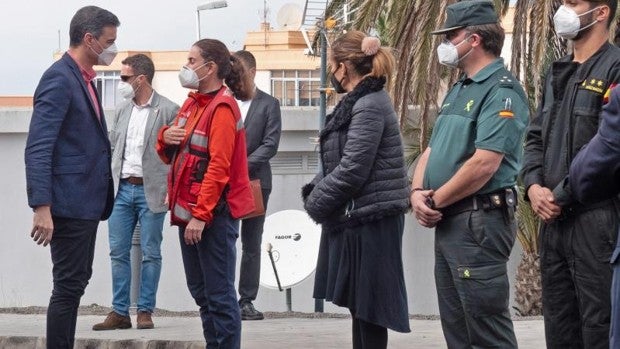 Pedro Sánchez vuelve a La Palma y promete una reconstrucción «sin colores políticos»