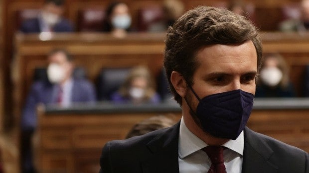 Casado pide a la Fiscalía que actúe en los homenajes a etarras y acusa a Sánchez de «no hacer nada»