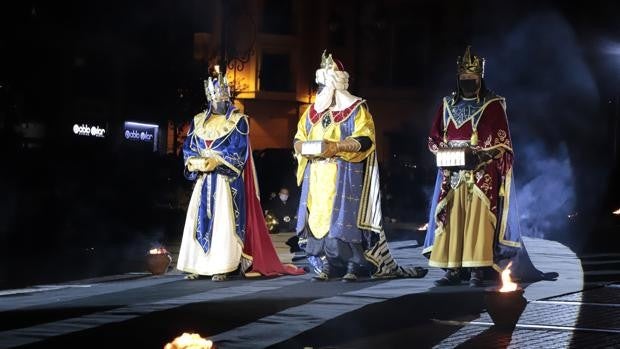 Alcoy celebra su tradicional cabalgata de Reyes Magos, considerada la más antigua de España