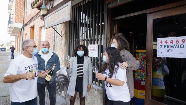 «Escogimos el número al azar, sólo queríamos que terminase en 69»