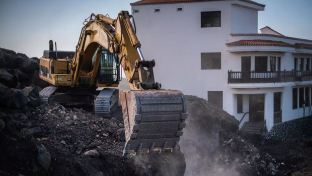 Las zonas afectadas por el volcán de La Palma recuperan a sus vecinos