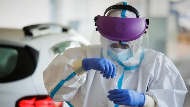 Vázquez prevé que Castilla y León alcance la próxima semana el pico de la sexta ola