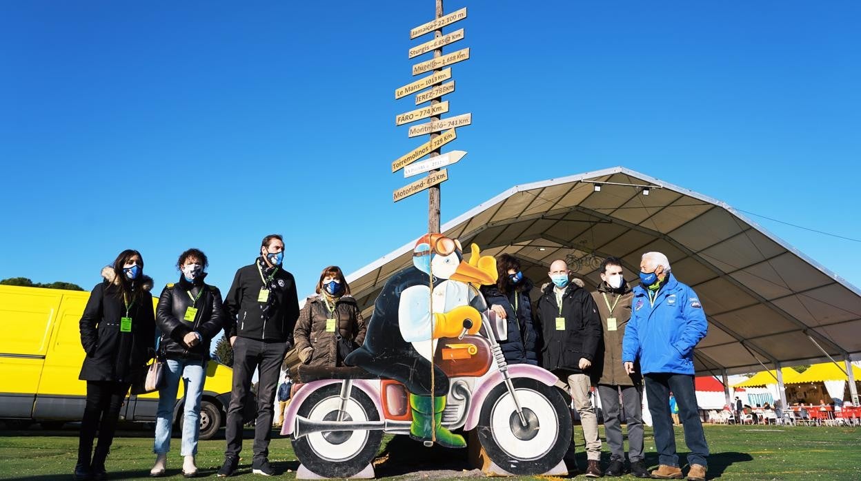 El alcalde de Valladolid, Óscar Puente, realizará un recorrido por la campa de Pingüinos con distintos miembros del equipo de Gobierno Municipal y representantes del Club Turismoto con motivo de la 40ª edición de la concentración