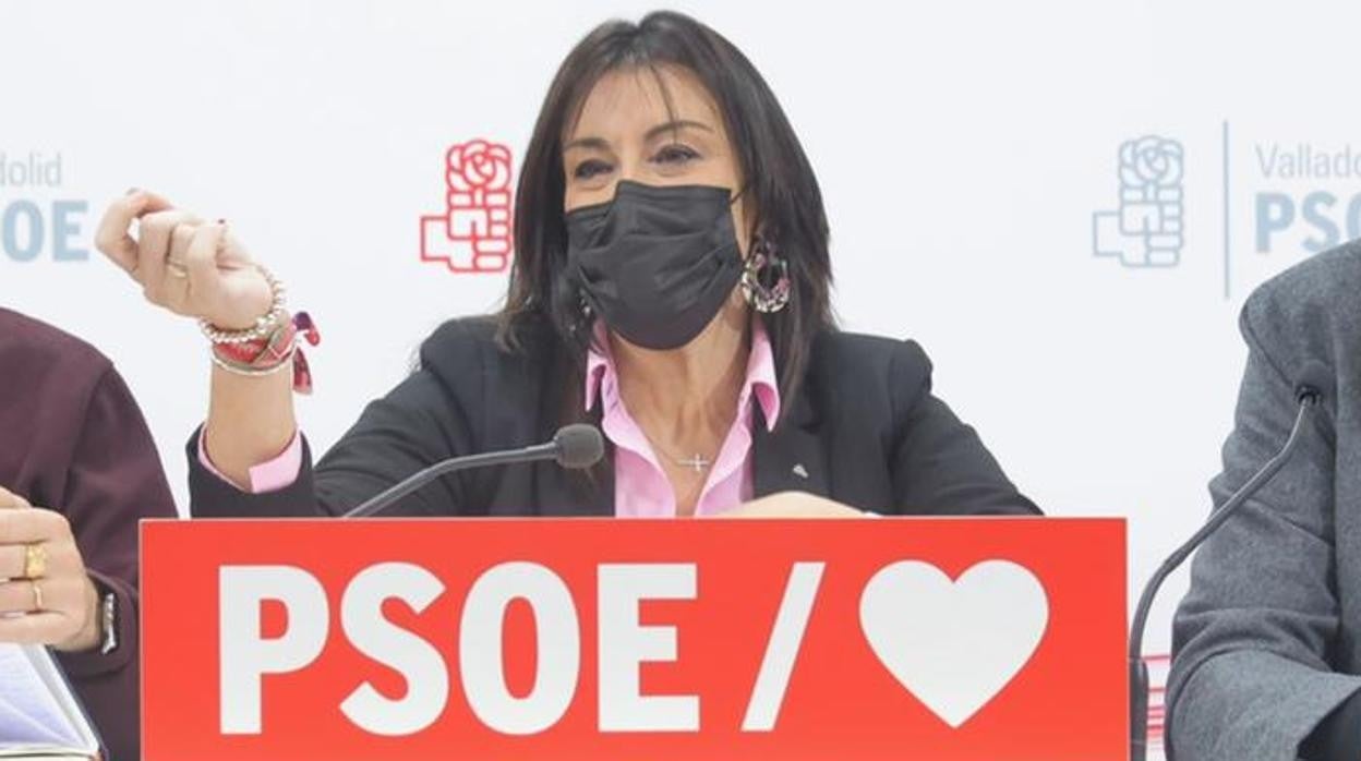 Ana Sánchez (PSOE): «Ofrezco tractor para dirigente ‘popular’ necesitado de foto»