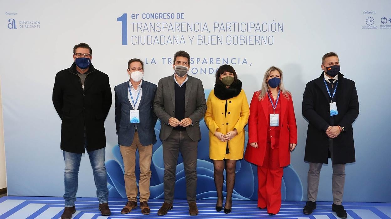 Foto de familia del I Congreso de Transparencia de la Diputación de Alicante