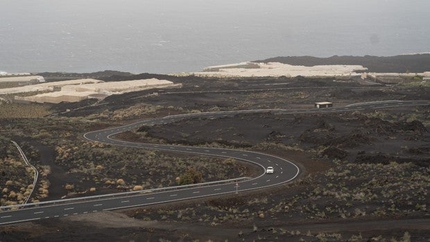 Una carretera en tiempo récord para conectar La Palma en 27 días